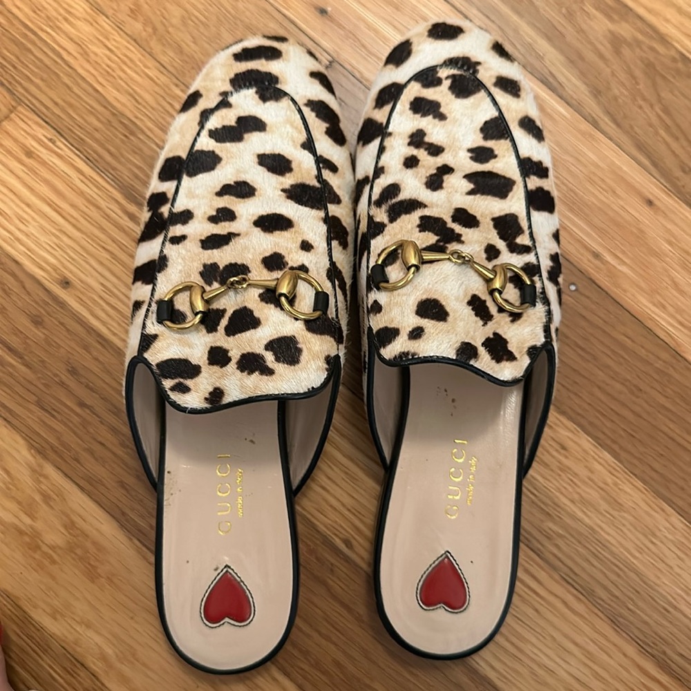 ❌SOLD❌ Gucci Leopard Print Pony Hair Slide Loafers size 36.5